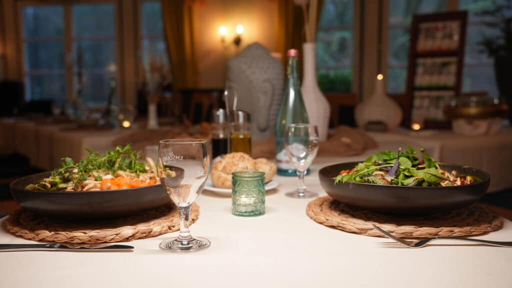Gesundes und frisches Essen beisammen im Vital Resort Emsland